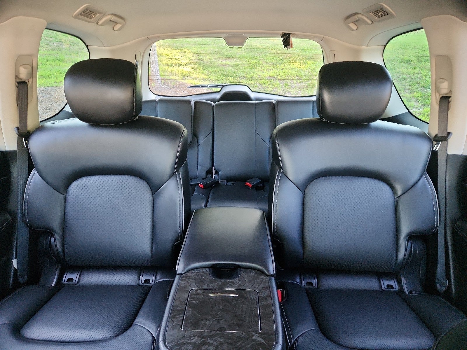 2022 INFINITI QX80 LUXE