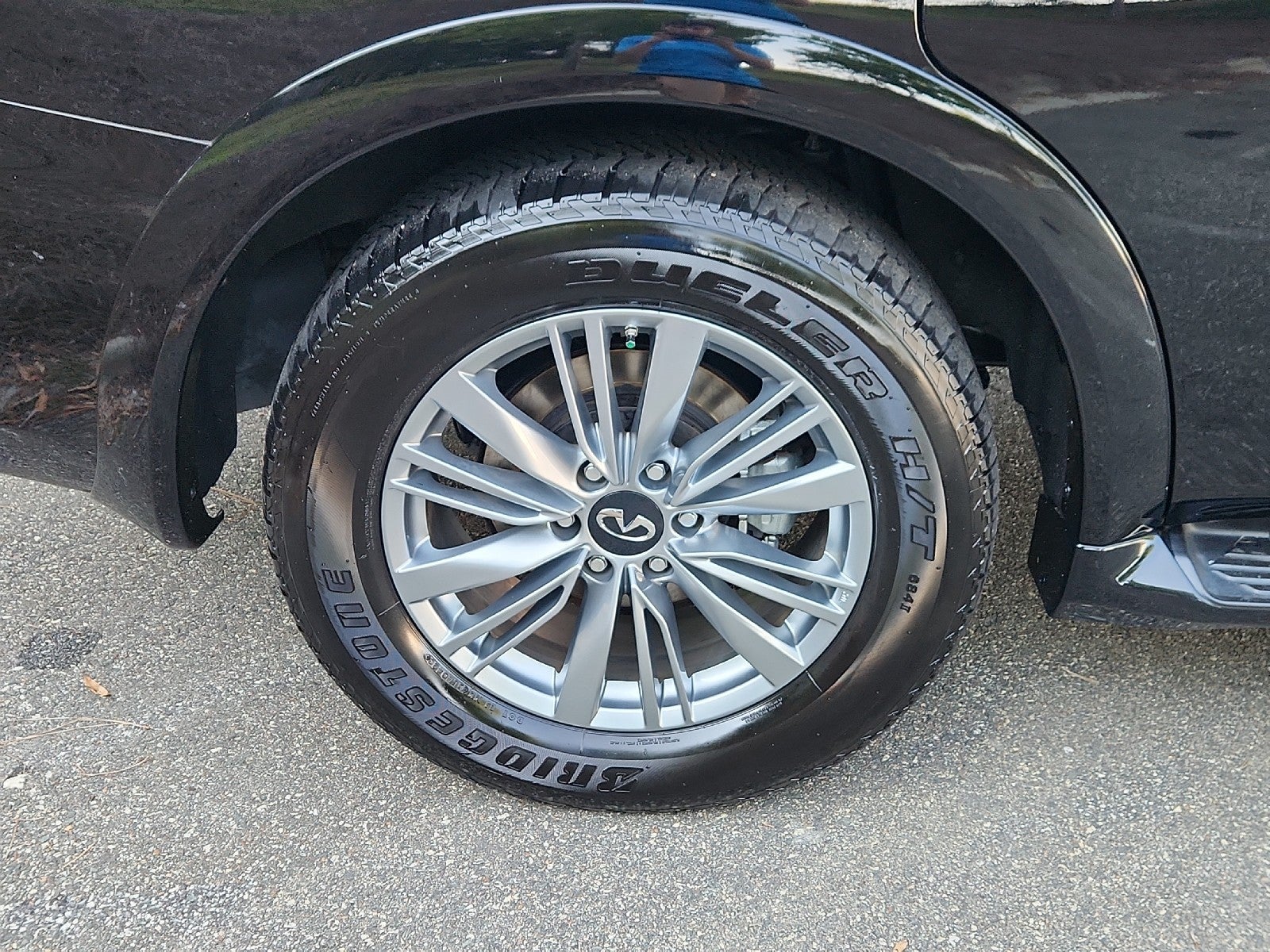 2022 INFINITI QX80 LUXE