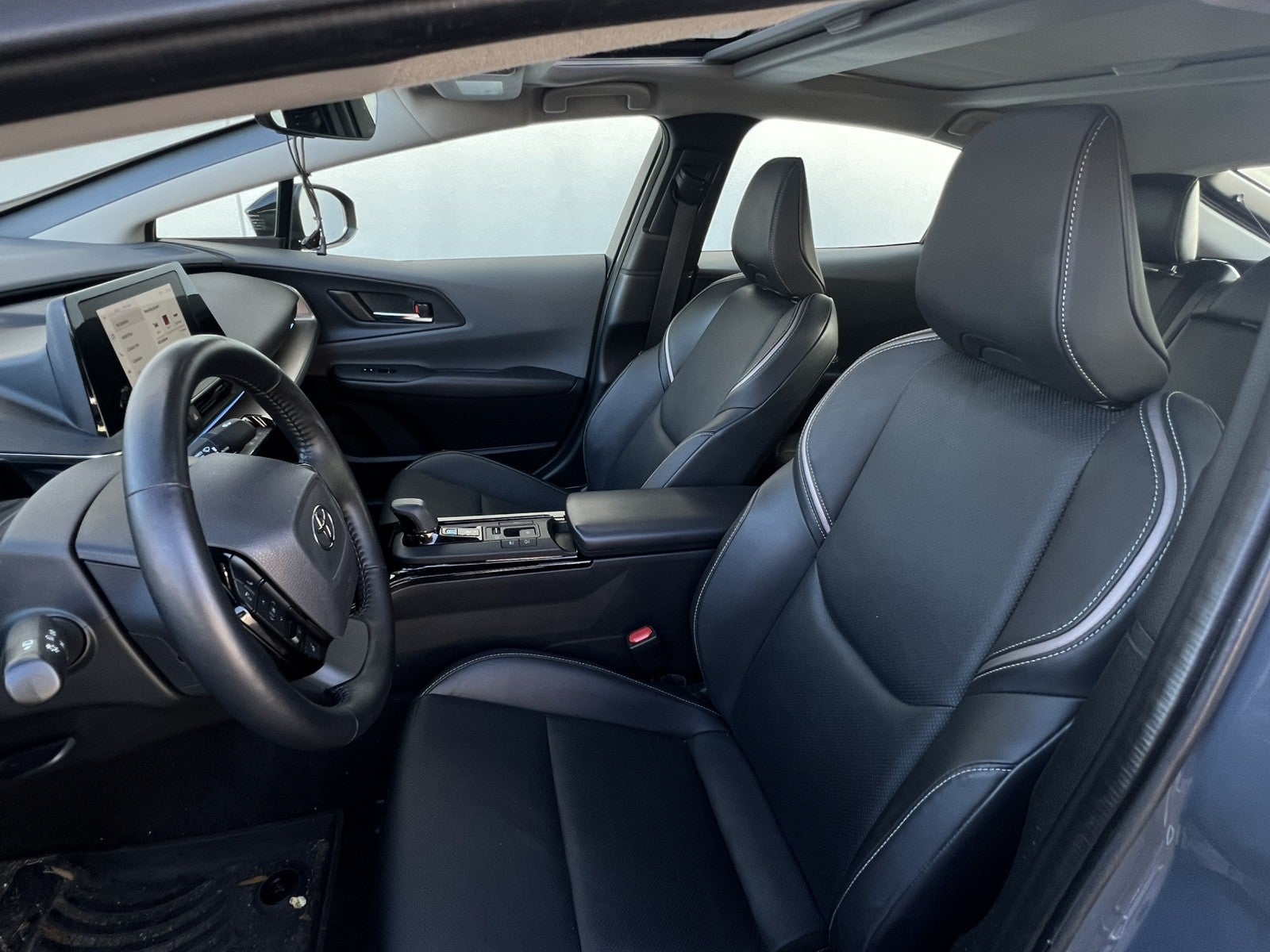 2024 Toyota Prius XLE