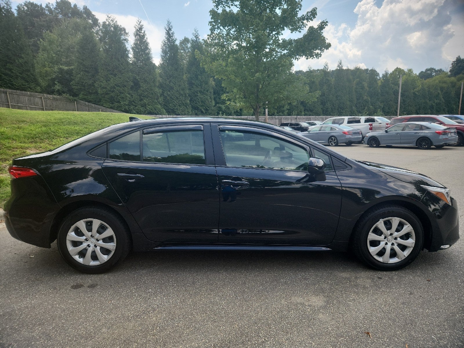 2025 Toyota Corolla Hybrid SE