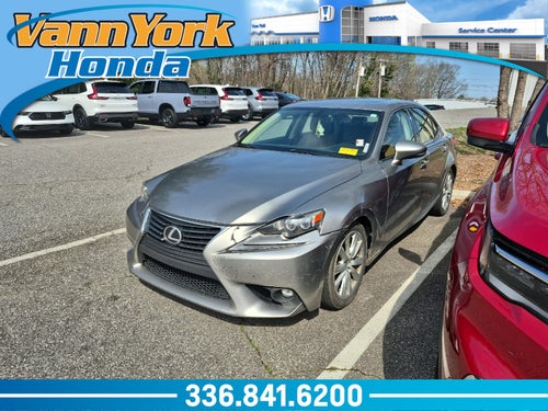 2016 Lexus IS 300 4dr Sdn AWD