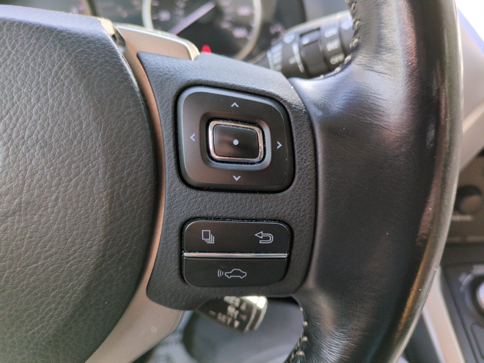 2016 Lexus NX 200t FWD 4dr