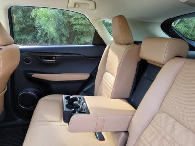 2016 Lexus NX 200t FWD 4dr