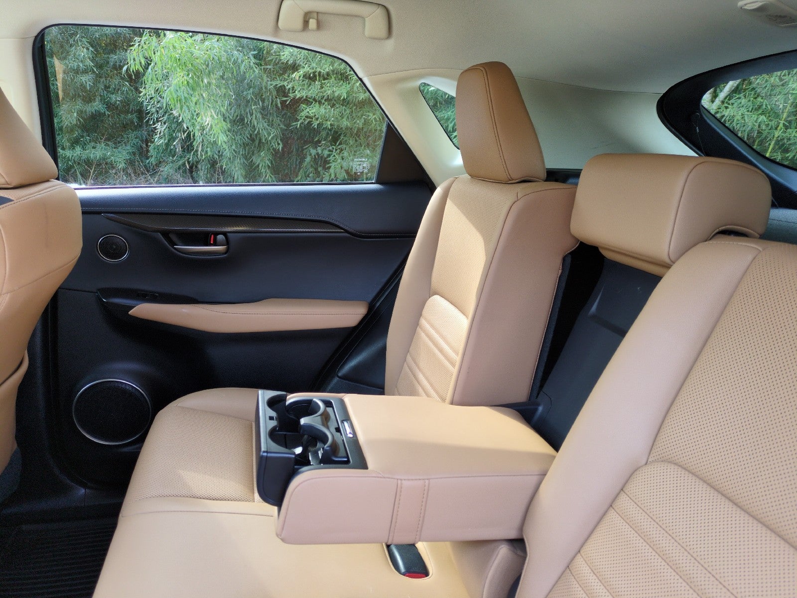 2016 Lexus NX 200t FWD 4dr