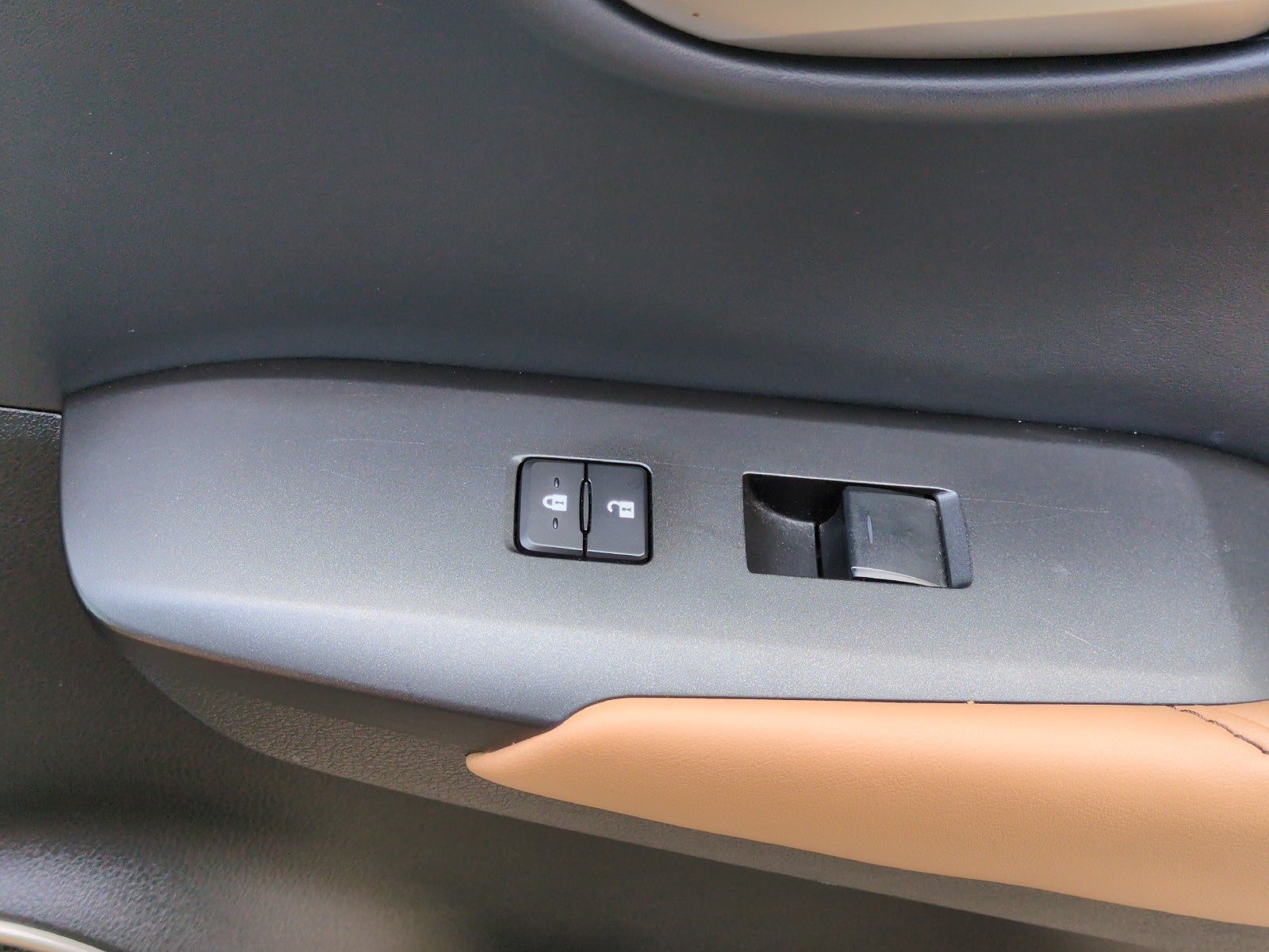 2016 Lexus NX 200t FWD 4dr