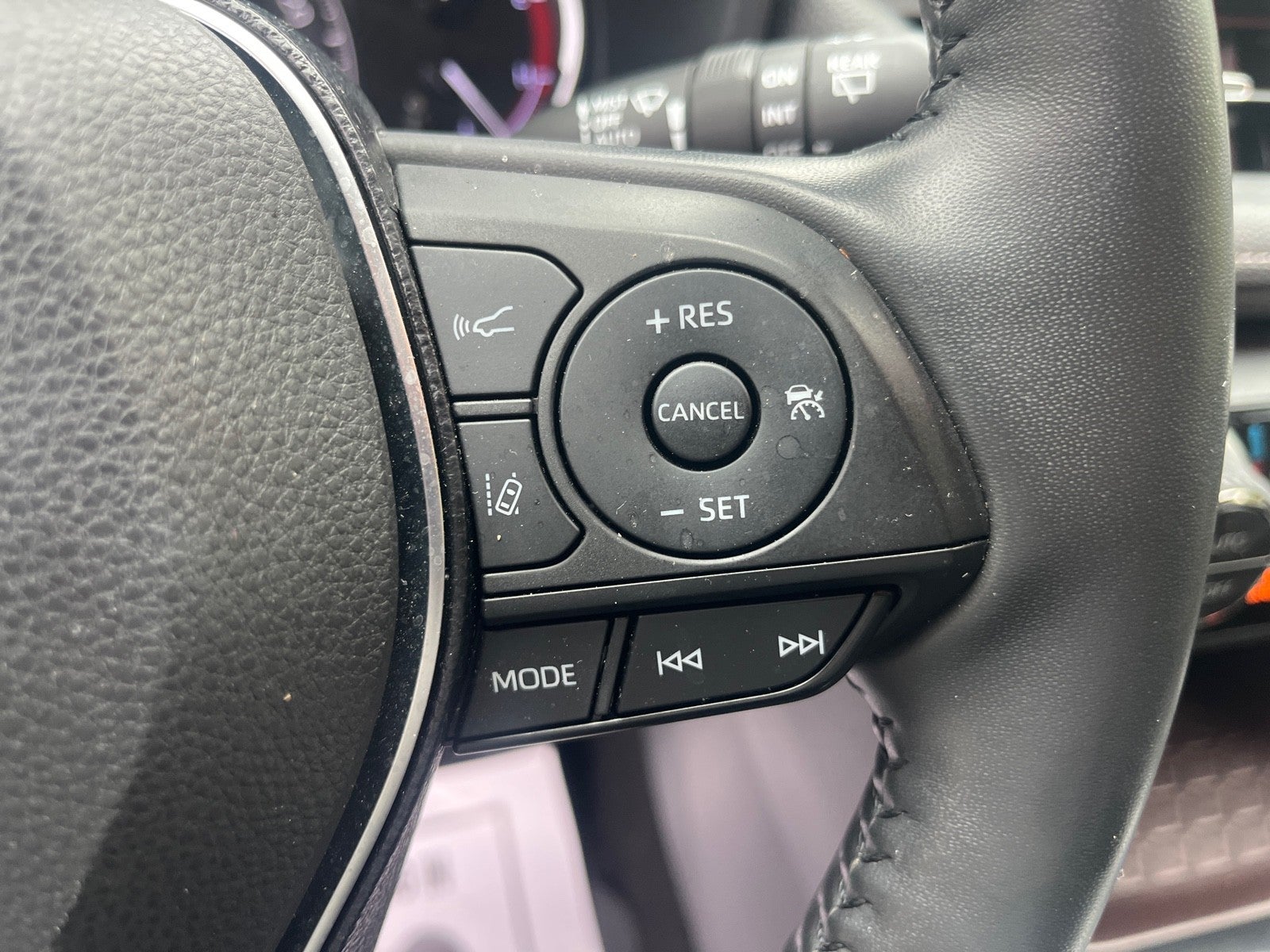 2020 Toyota RAV4 Limited