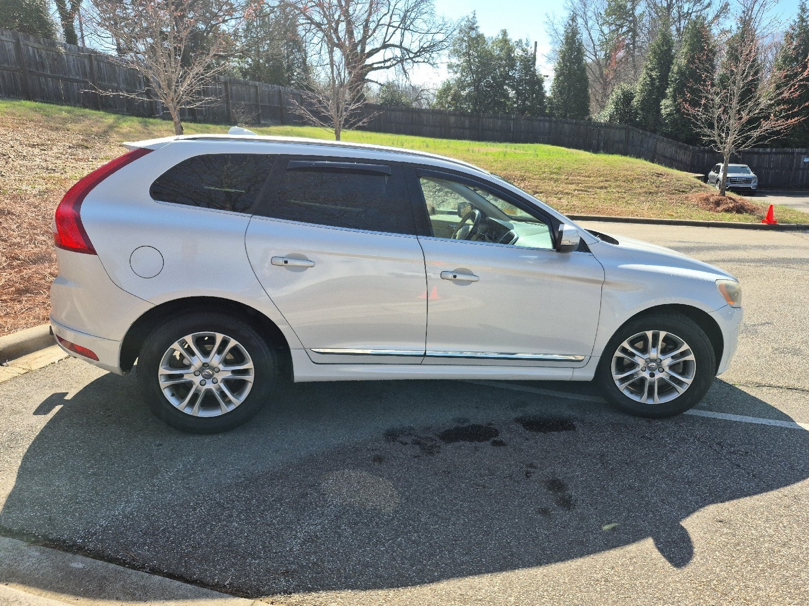 2016 Volvo XC60 T5 Drive-E Platinum