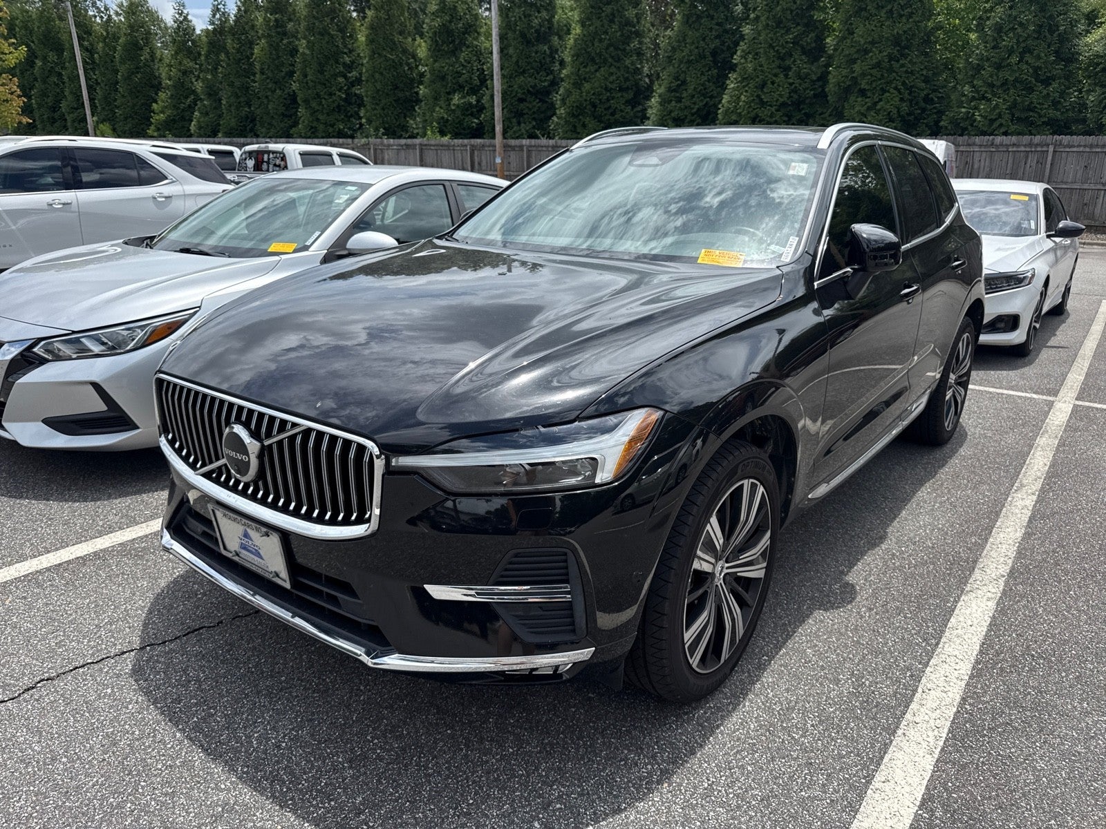 2023 Volvo XC60 Plus Bright Theme